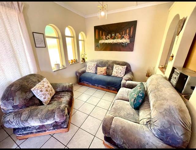 4 BEDROOM HOUSE FOR SALE IN QUELLERIE PARK